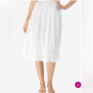 White Comfort Choice Snip to Fit Half Slip